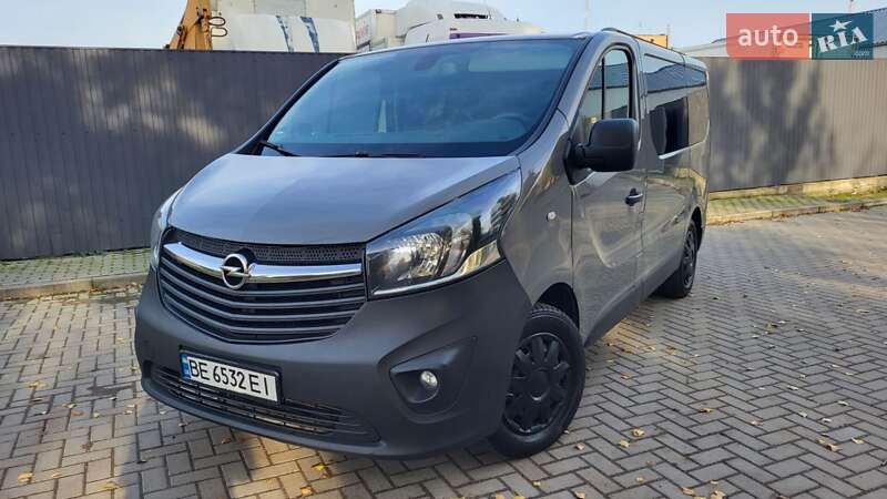 Минивэн Opel Vivaro 2016 в Киеве фото Минивэн Opel Vivaro 2016 в Киеве
