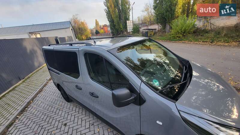 Минивэн Opel Vivaro 2016 в Киеве фото 18 Минивэн Opel Vivaro 2016 в Киеве