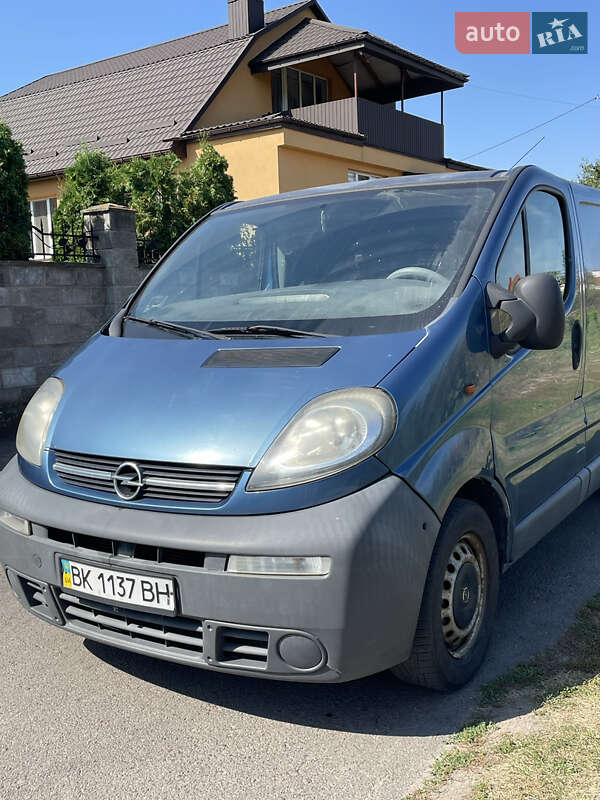Грузовой фургон Opel Vivaro 2005 в Ровно фото 2 Грузовой фургон Opel Vivaro 2005 в Ровно