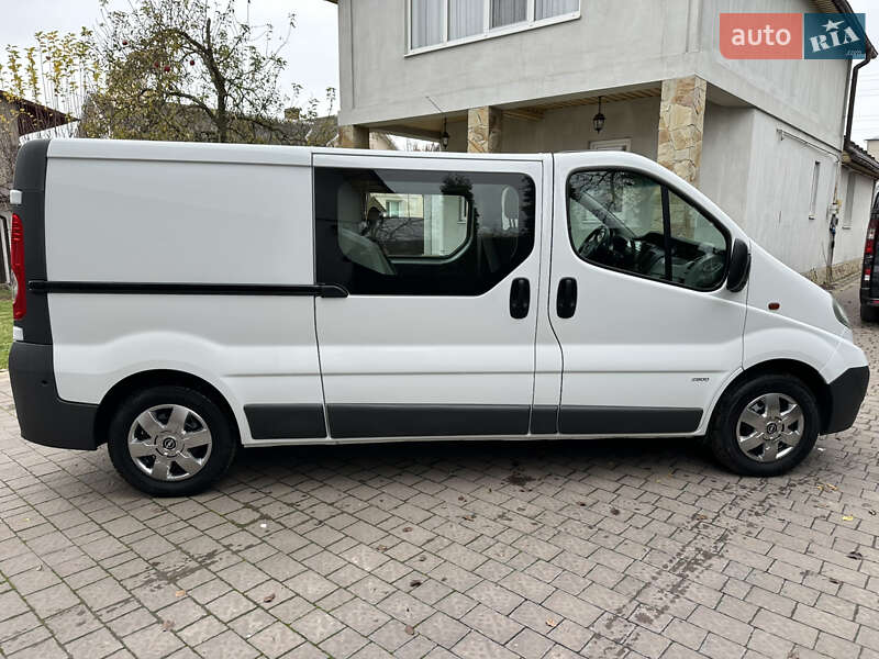 Минивэн Opel Vivaro 2011 в Дубно фото 9 Минивэн Opel Vivaro 2011 в Дубно