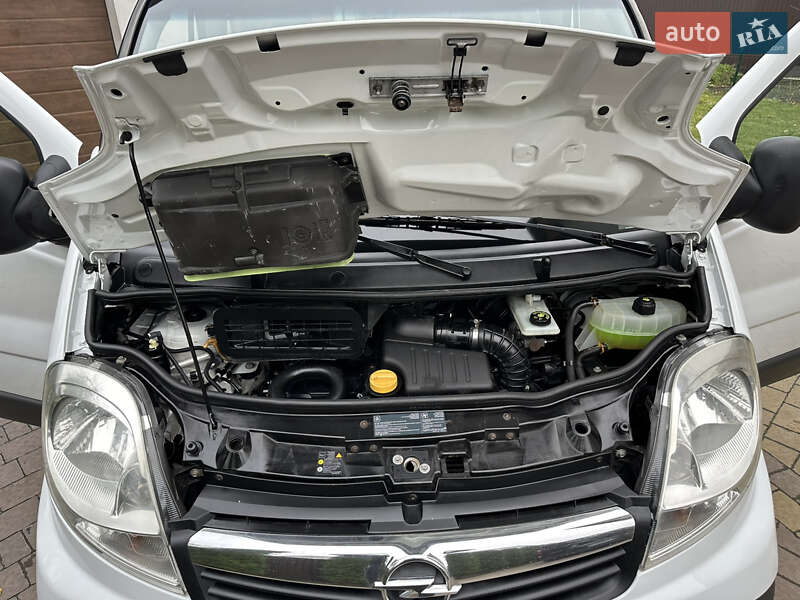Минивэн Opel Vivaro 2011 в Дубно фото 88 Минивэн Opel Vivaro 2011 в Дубно