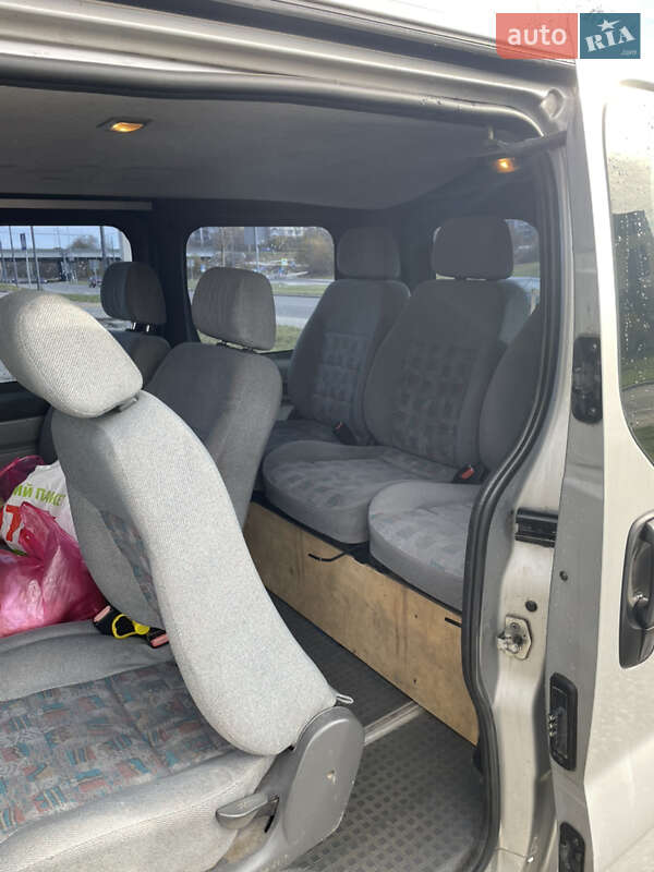 Минивэн Opel Vivaro 2005 в Львове фото 13 Минивэн Opel Vivaro 2005 в Львове