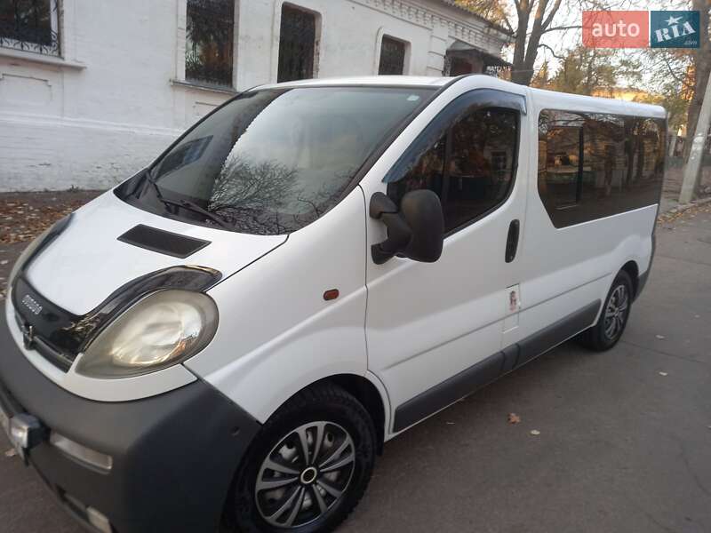 Минивэн Opel Vivaro 2006 в Кропивницком