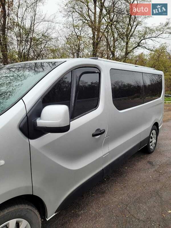 Мінівен Opel Vivaro 2017 в Білій Церкві