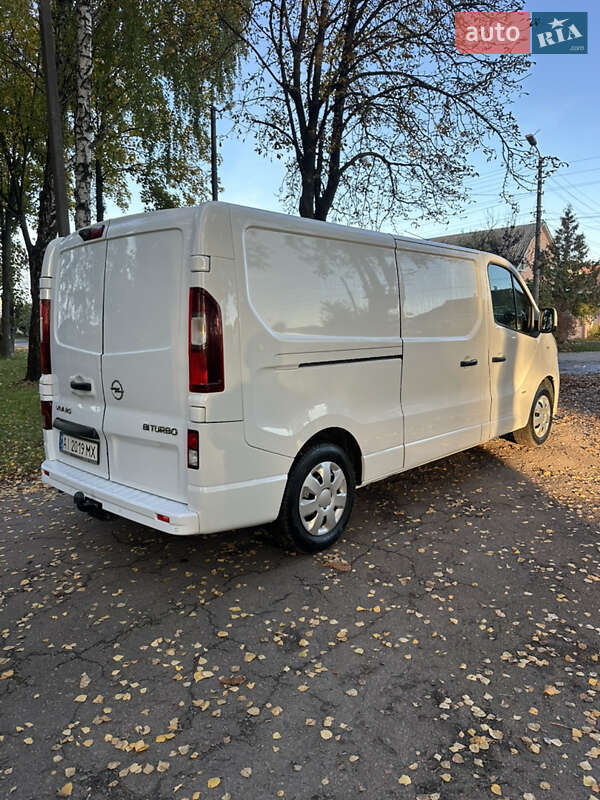 Вантажний фургон Opel Vivaro 2016 в Борисполі