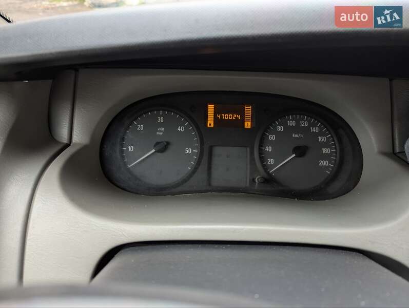 Минивэн Opel Vivaro 2010 в Киеве фото 2 Минивэн Opel Vivaro 2010 в Киеве