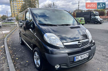 Минивэн Opel Vivaro 2013 в Луцке