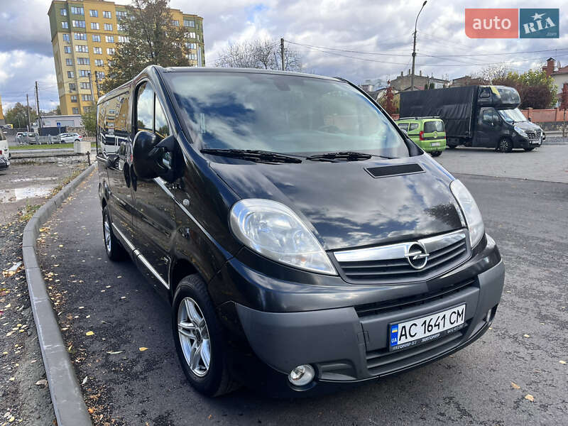 Opel Vivaro 2013