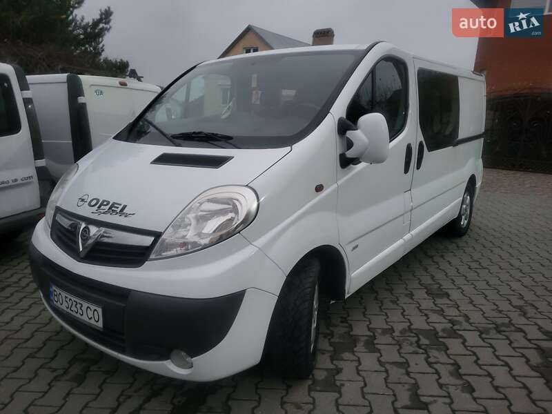 Минивэн Opel Vivaro 2012 в Хмельницком