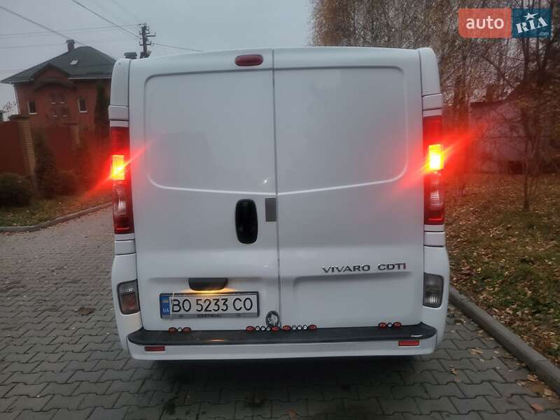 Минивэн Opel Vivaro 2012 в Хмельницком