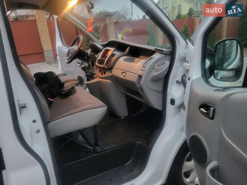 Минивэн Opel Vivaro 2012 в Хмельницком