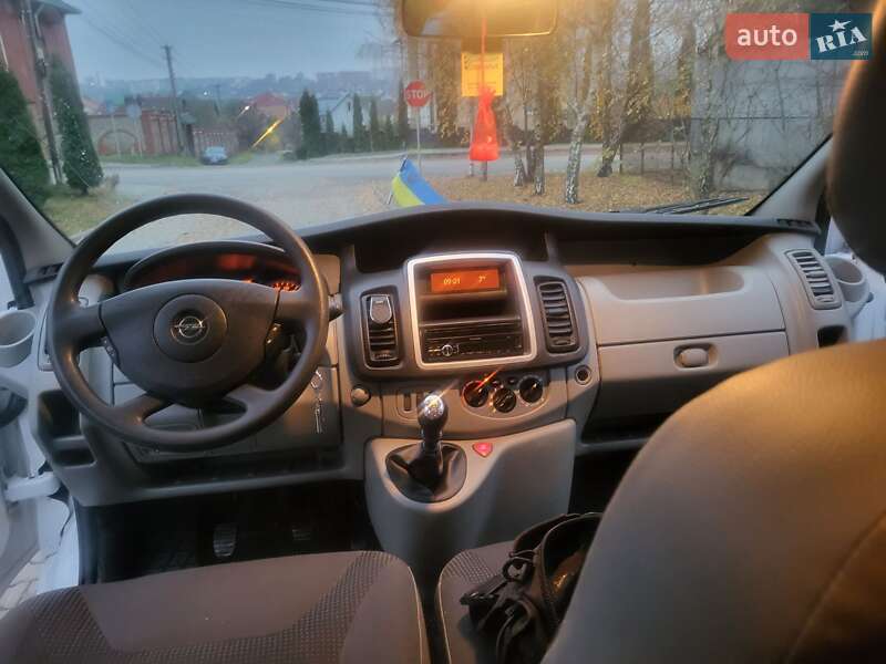 Минивэн Opel Vivaro 2012 в Хмельницком