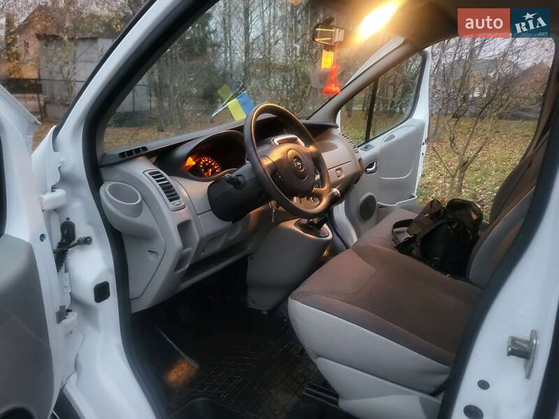 Минивэн Opel Vivaro 2012 в Хмельницком