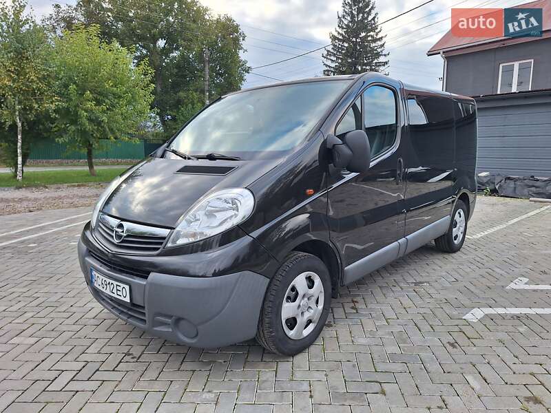 Opel Vivaro 2010 Opel Vivaro 2010