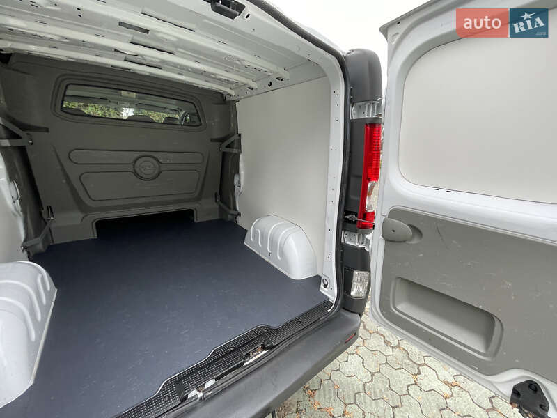 Минивэн Opel Vivaro 2012 в Дубно фото 36 Минивэн Opel Vivaro 2012 в Дубно