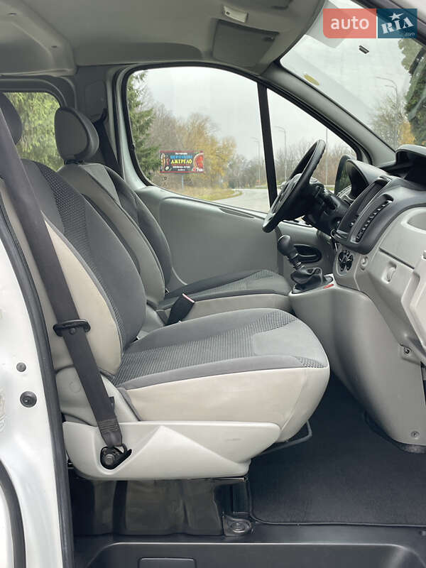 Минивэн Opel Vivaro 2012 в Дубно фото 48 Минивэн Opel Vivaro 2012 в Дубно