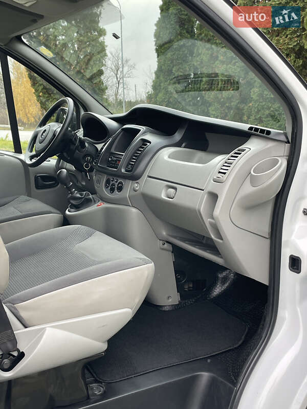 Минивэн Opel Vivaro 2012 в Дубно фото 49 Минивэн Opel Vivaro 2012 в Дубно