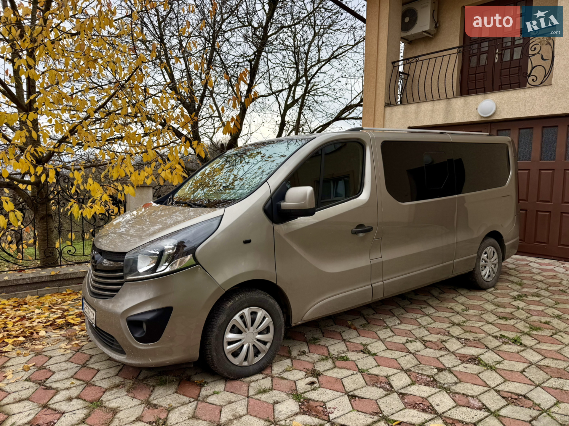 2015 Opel Vivaro - мініатюра 2