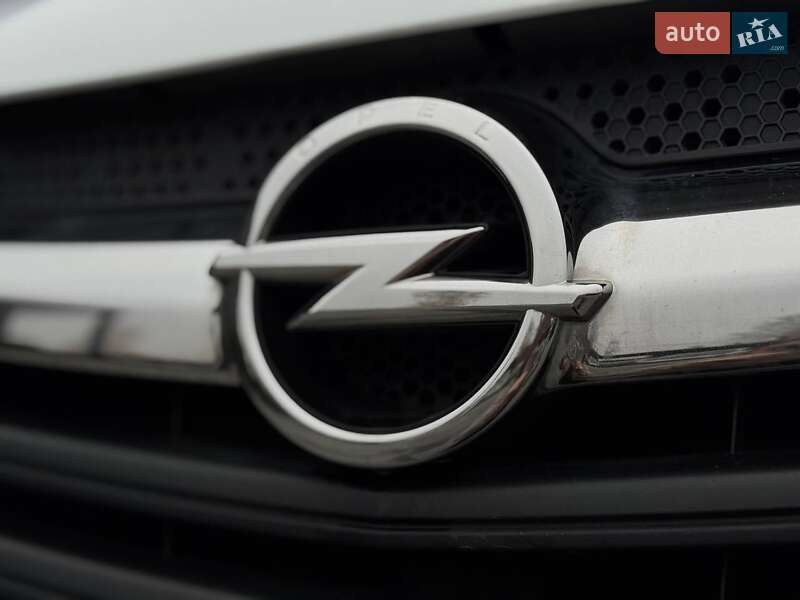 Мінівен Opel Vivaro 2018 в Рівному