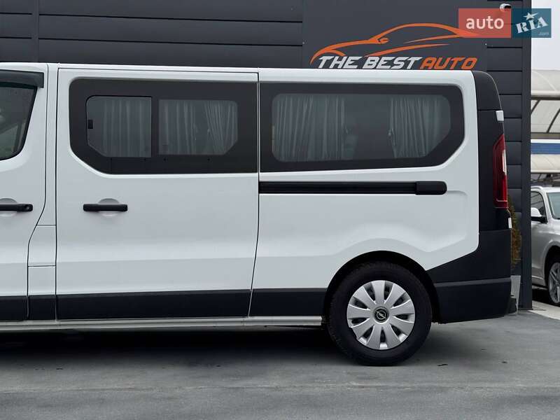 Мінівен Opel Vivaro 2018 в Рівному