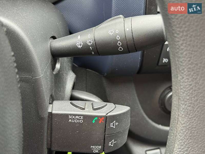 Мінівен Opel Vivaro 2018 в Рівному