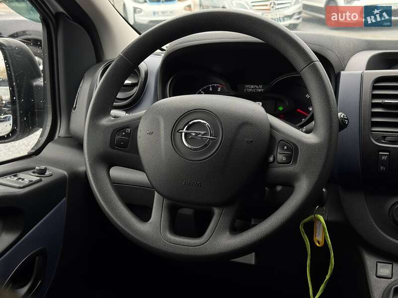 Мінівен Opel Vivaro 2018 в Рівному