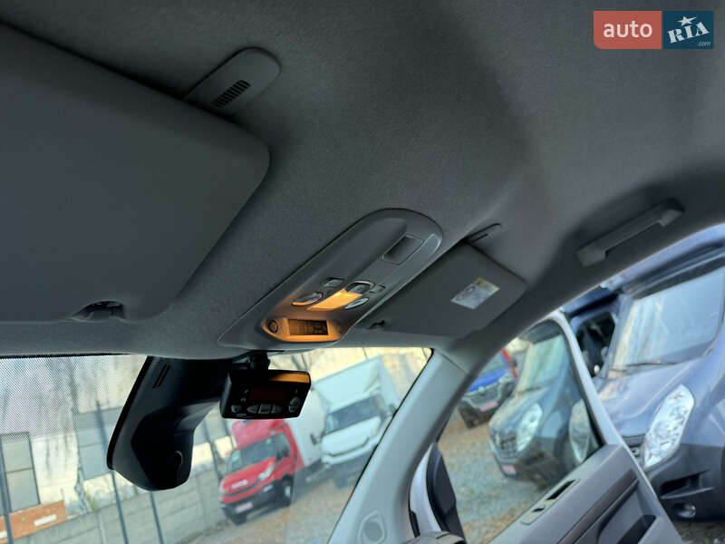 Рефрижератор Opel Vivaro 2022 в Ровно