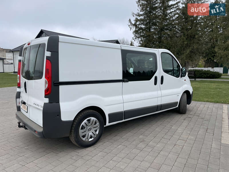 Мінівен Opel Vivaro 2012 в Дубні