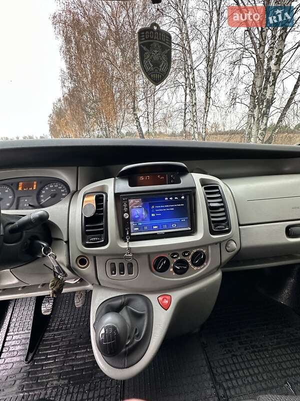 Минивэн Opel Vivaro 2005 в Броварах