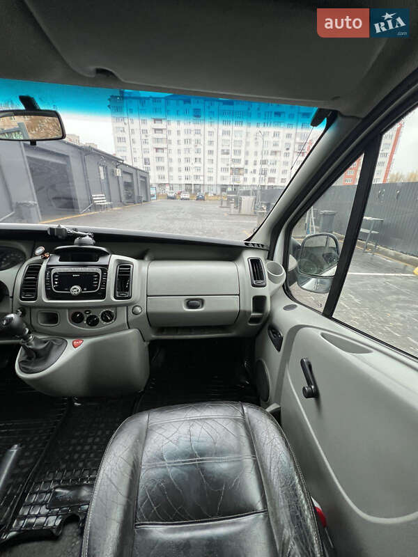 Минивэн Opel Vivaro 2002 в Шептицькому фото 25 Минивэн Opel Vivaro 2002 в Шептицькому