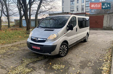 Мінівен Opel Vivaro 2012 в Рівному