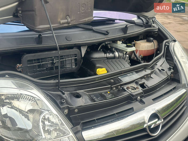 Минивэн Opel Vivaro 2006 в Дубно фото 69 Минивэн Opel Vivaro 2006 в Дубно