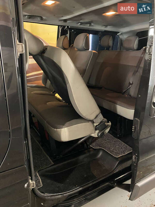 Минивэн Opel Vivaro 2014 в Киеве фото 12 Минивэн Opel Vivaro 2014 в Киеве