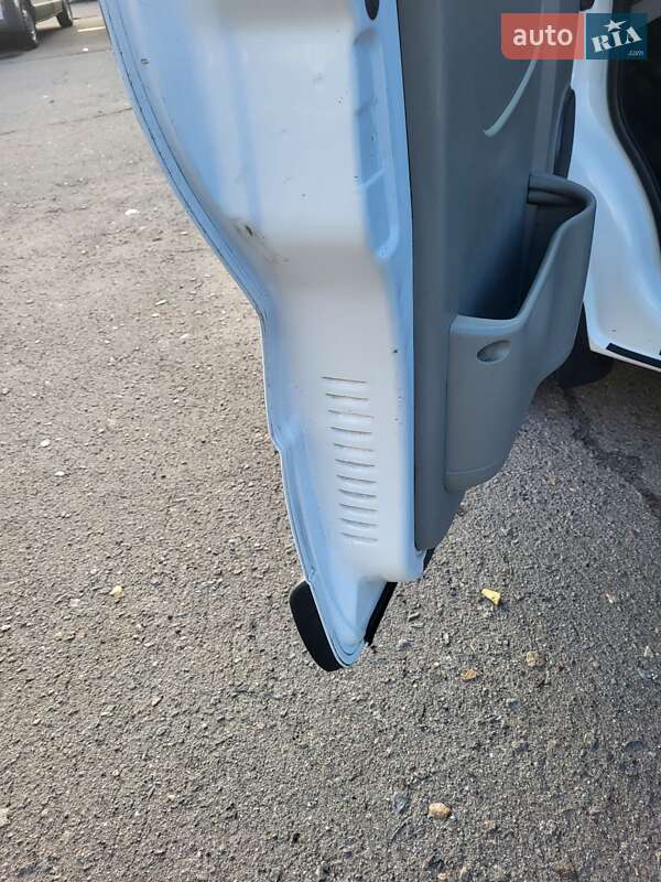 Минивэн Opel Vivaro 2004 в Хмельницком