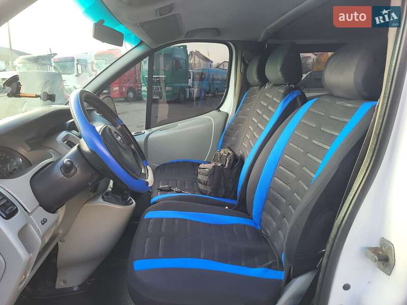 Минивэн Opel Vivaro 2004 в Хмельницком