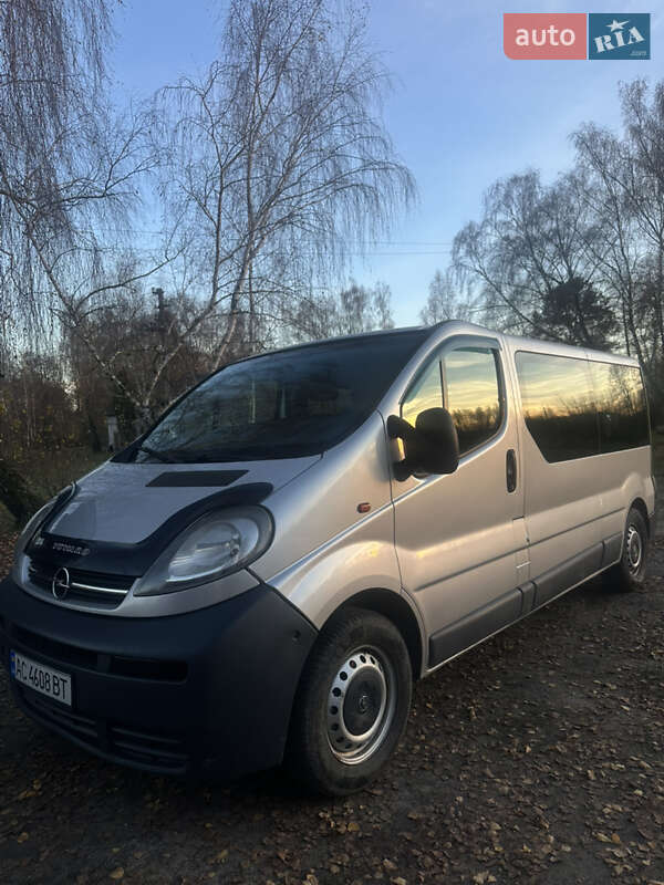 Мінівен Opel Vivaro 2003 в Ковелі
