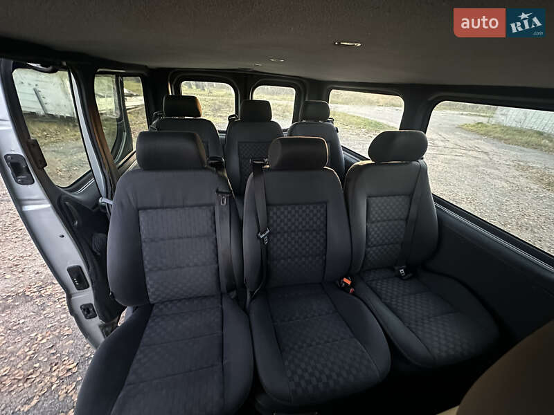 Мінівен Opel Vivaro 2003 в Ковелі