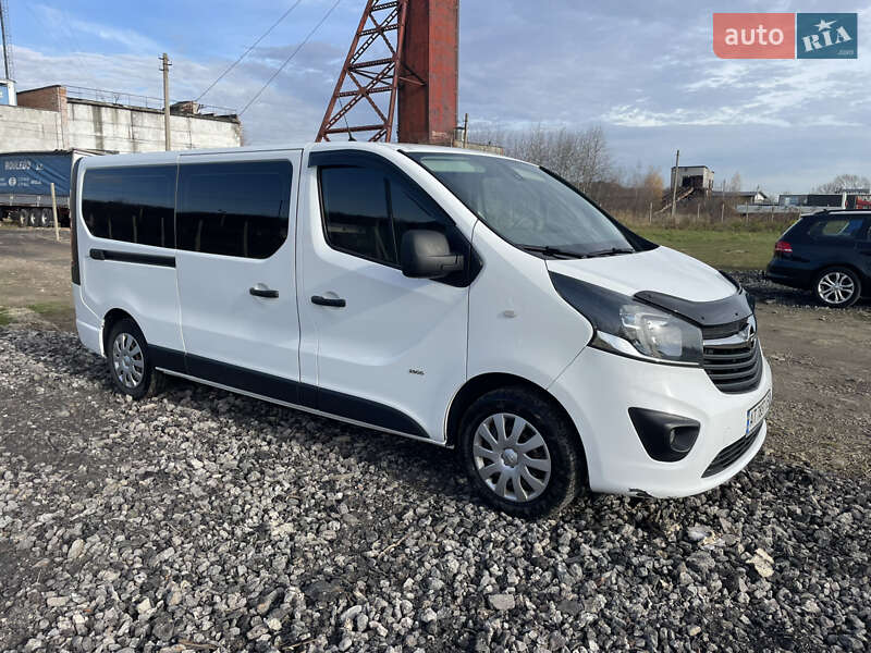 Мінівен Opel Vivaro 2016 в Івано-Франківську фото 4 Мінівен Opel Vivaro 2016 в Івано-Франківську