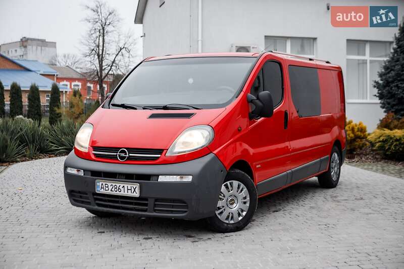 Минивэн Opel Vivaro 2004 в Баре фото 3 Минивэн Opel Vivaro 2004 в Баре