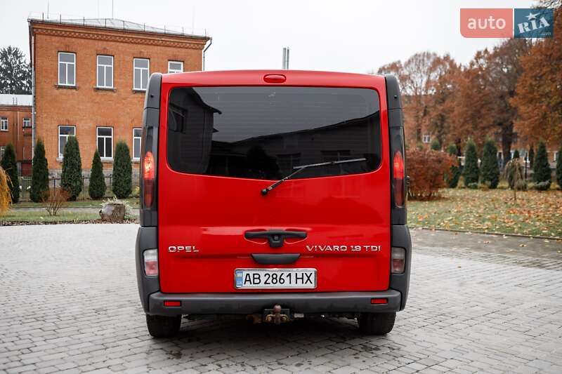 Минивэн Opel Vivaro 2004 в Баре фото 15 Минивэн Opel Vivaro 2004 в Баре