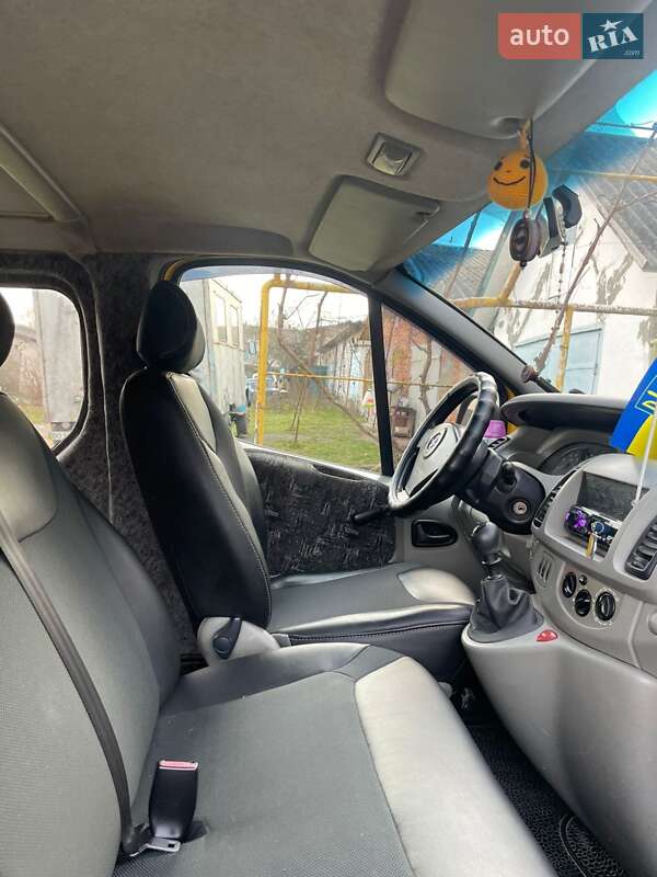 Минивэн Opel Vivaro 2003 в Борщеве фото 3 Минивэн Opel Vivaro 2003 в Борщеве
