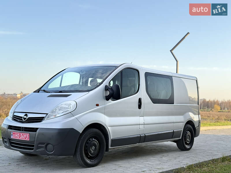 Opel Vivaro 2013