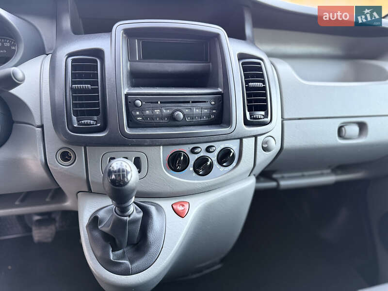 Минивэн Opel Vivaro 2013 в Ровно фото 16 Минивэн Opel Vivaro 2013 в Ровно