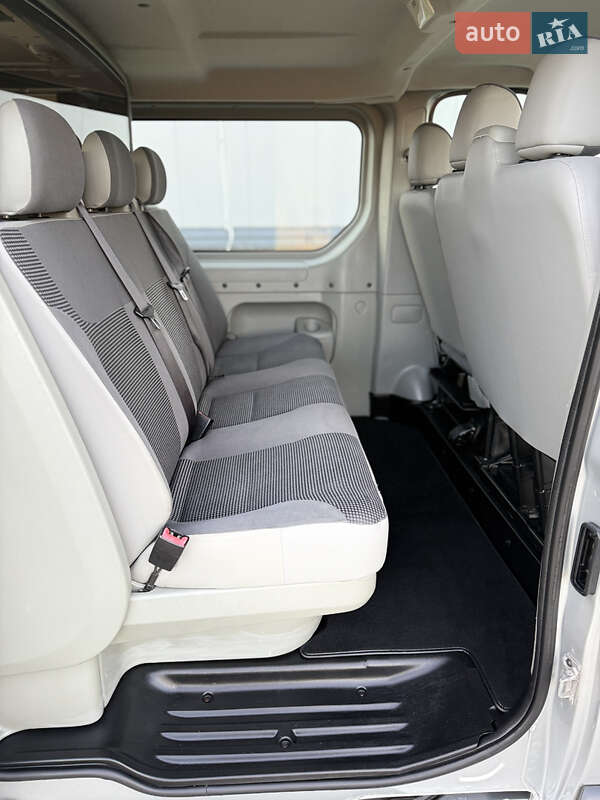 Минивэн Opel Vivaro 2013 в Ровно фото 21 Минивэн Opel Vivaro 2013 в Ровно