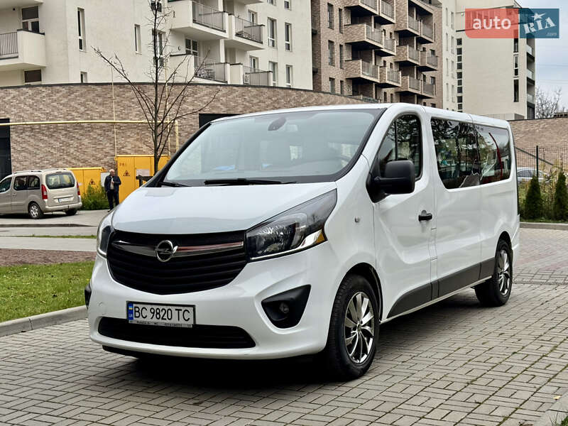 Минивэн Opel Vivaro 2015 в Львове