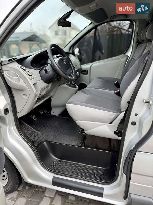 Мінівен Opel Vivaro 2012 в Вінниці фото 18 Мінівен Opel Vivaro 2012 в Вінниці