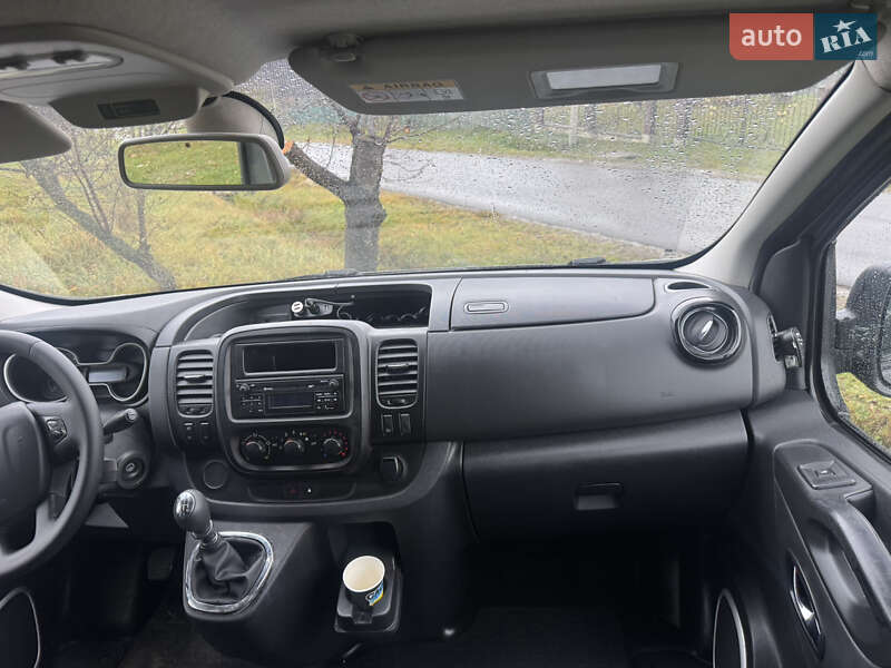 Минивэн Opel Vivaro 2017 в Калуше фото 11 Минивэн Opel Vivaro 2017 в Калуше
