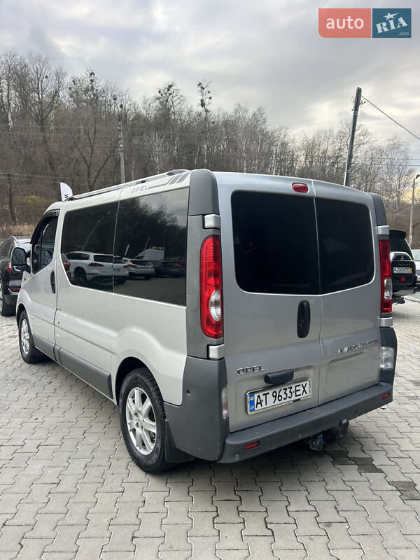 Минивэн Opel Vivaro 2007 в Черновцах