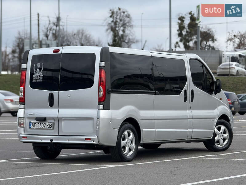 Минивэн Opel Vivaro 2009 в Виннице