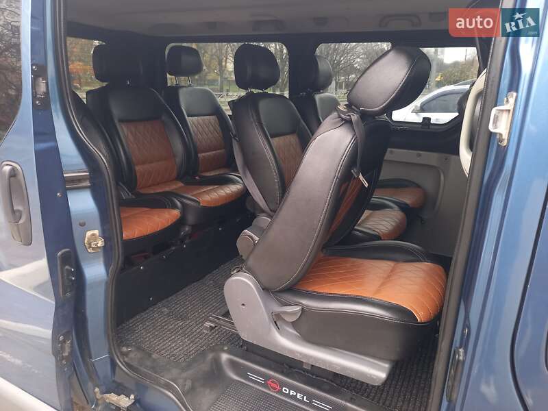 Минивэн Opel Vivaro 2011 в Черкассах